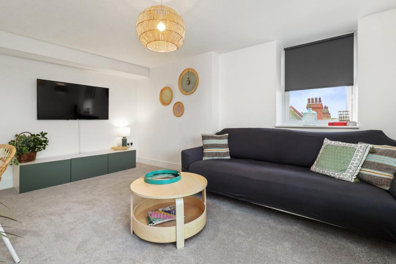 Апартаменты Skyview Eastbourne 24 Экстерьер фото