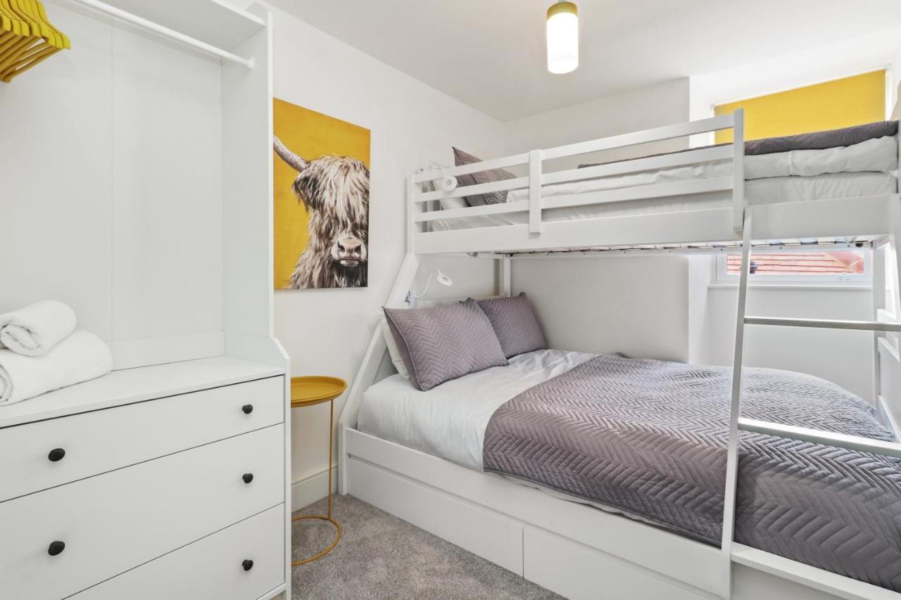 Апартаменты Skyview Eastbourne 24 Экстерьер фото